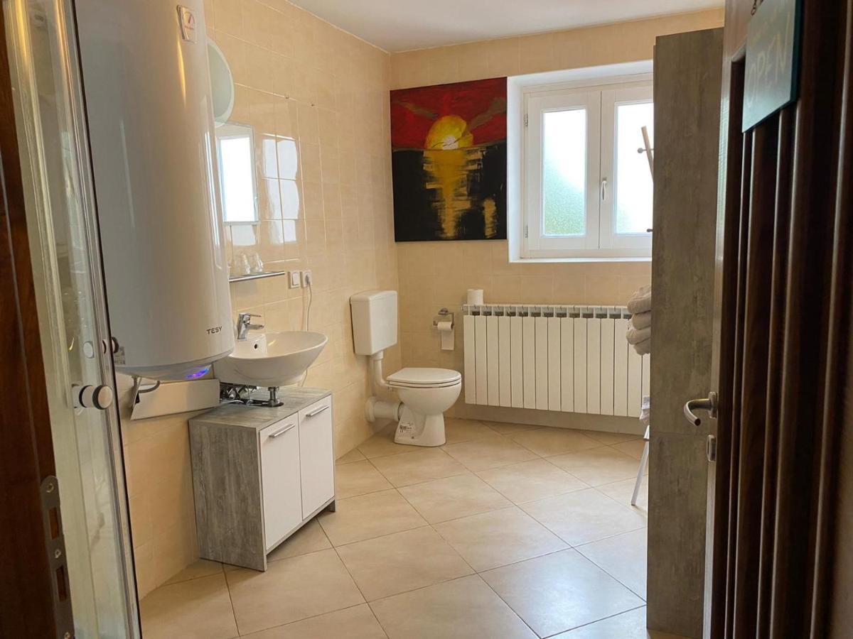 Appartamento FeWo Mattiello's 70 und 100 qm Mengen Esterno foto